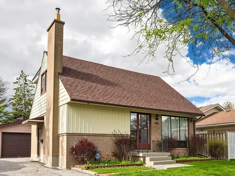 26 Henley Crescent Toronto ON M9W 2W9