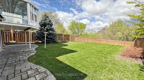 117 Mercury Road Toronto ON M9W 3H7