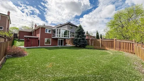 117 Mercury Road Toronto ON M9W 3H7
