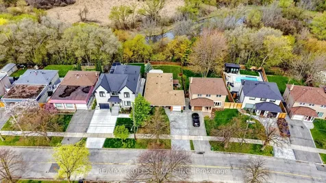 117 Mercury Road Toronto ON M9W 3H7