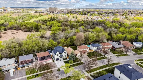 117 Mercury Road Toronto ON M9W 3H7