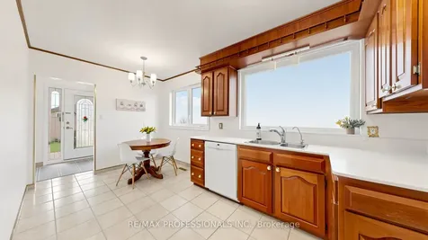 117 Mercury Road Toronto ON M9W 3H7