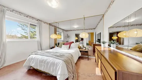 117 Mercury Road Toronto ON M9W 3H7