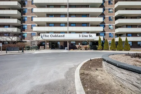 3 Lisa Street Brampton ON L6T 4A2