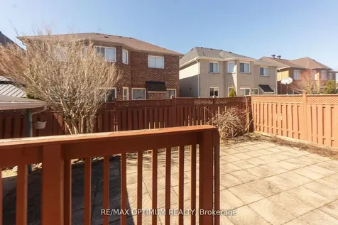 12 Humbolt Crescent Brampton ON L7A 3G7