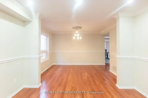 12 Humbolt Crescent Brampton ON L7A 3G7