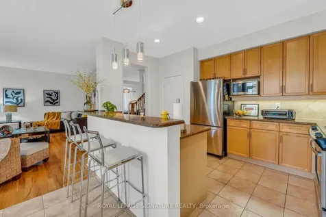 3319 Tacc Drive Mississauga ON L5M 0K4