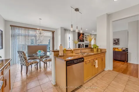 3319 Tacc Drive Mississauga ON L5M 0K4