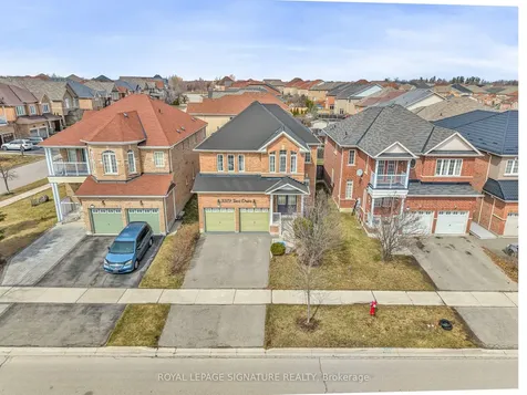 3319 Tacc Drive Mississauga ON L5M 0K4