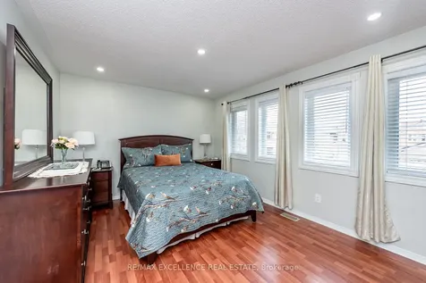 71 Rocky Mountain Crescent Brampton ON L6R 1E7