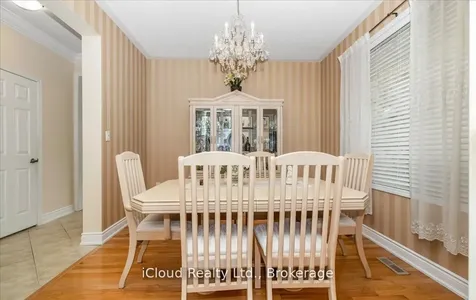 625 Laughren Crescent Milton ON L9T 0G6