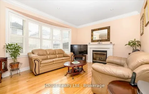 625 Laughren Crescent Milton ON L9T 0G6