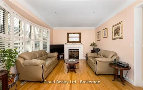 625 Laughren Crescent Milton ON L9T 0G6