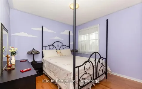 625 Laughren Crescent Milton ON L9T 0G6