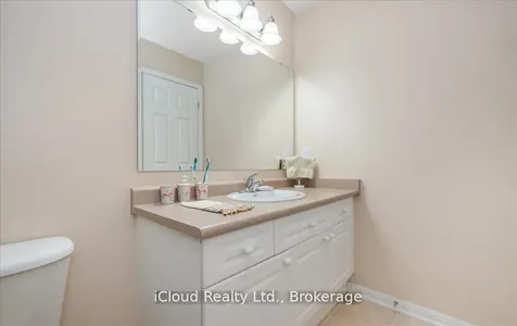 625 Laughren Crescent Milton ON L9T 0G6
