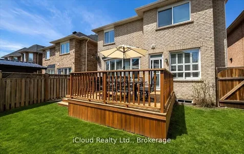 625 Laughren Crescent Milton ON L9T 0G6