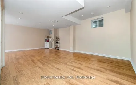 625 Laughren Crescent Milton ON L9T 0G6