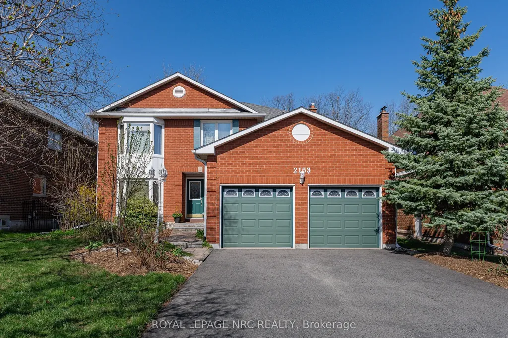2133 Grand Boulevard Oakville ON L6H 5M3