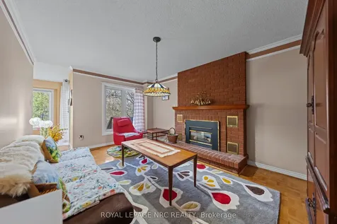 2133 Grand Boulevard Oakville ON L6H 5M3