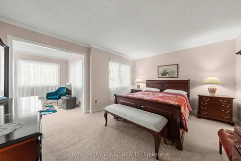 2133 Grand Boulevard Oakville ON L6H 5M3