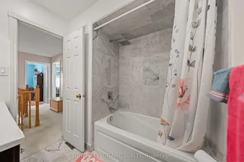 2133 Grand Boulevard Oakville ON L6H 5M3