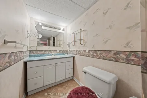 2133 Grand Boulevard Oakville ON L6H 5M3