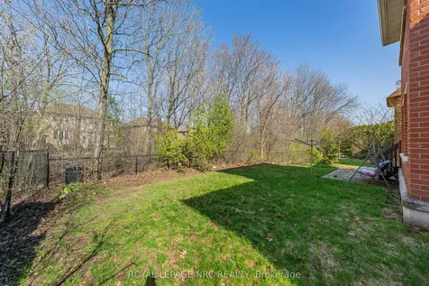 2133 Grand Boulevard Oakville ON L6H 5M3
