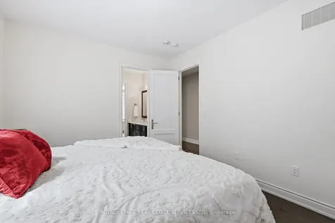 3171 Daniel Way Oakville ON L6H 0V1