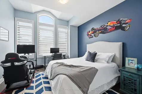 3171 Daniel Way Oakville ON L6H 0V1