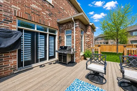 3171 Daniel Way Oakville ON L6H 0V1