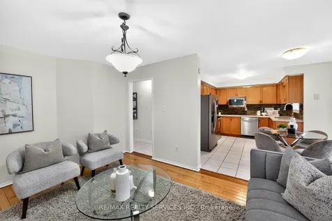 6 Creekwood Drive Brampton ON L7A 1G6