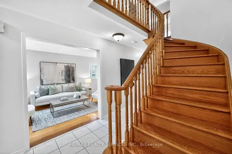 6 Creekwood Drive Brampton ON L7A 1G6