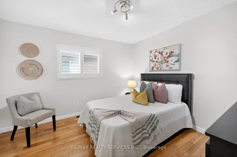 6 Creekwood Drive Brampton ON L7A 1G6