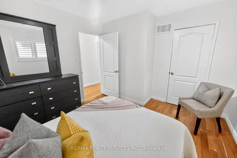 6 Creekwood Drive Brampton ON L7A 1G6