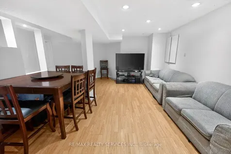 6 Creekwood Drive Brampton ON L7A 1G6