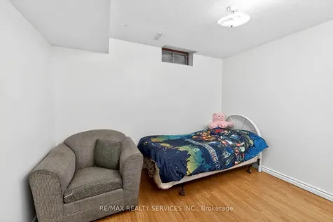 6 Creekwood Drive Brampton ON L7A 1G6