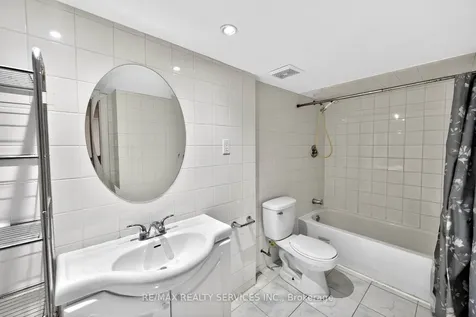 6 Creekwood Drive Brampton ON L7A 1G6