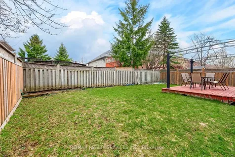 6 Creekwood Drive Brampton ON L7A 1G6