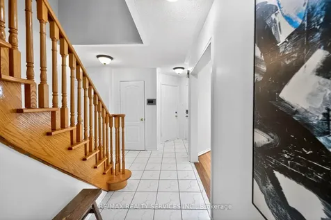 6 Creekwood Drive Brampton ON L7A 1G6