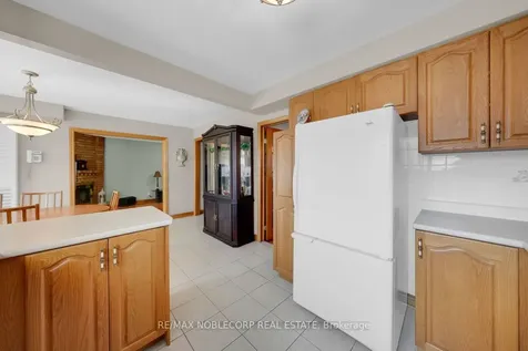 100 Glenn Hawthorne Boulevard S Mississauga ON L5R 2K3