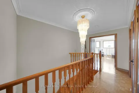 100 Glenn Hawthorne Boulevard S Mississauga ON L5R 2K3