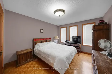 100 Glenn Hawthorne Boulevard S Mississauga ON L5R 2K3