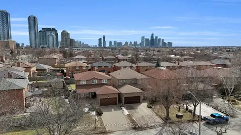 100 Glenn Hawthorne Boulevard S Mississauga ON L5R 2K3