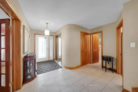 100 Glenn Hawthorne Boulevard S Mississauga ON L5R 2K3