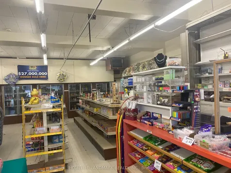 10 Dixon Road Toronto ON M9P 2K9