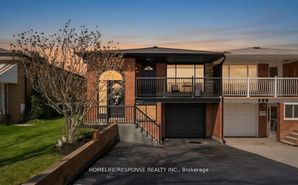 291 Thrace Avenue Mississauga ON L5B 2B2