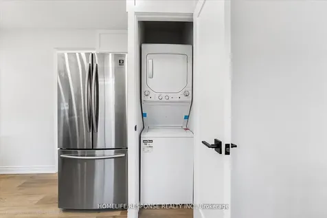 291 Thrace Avenue Mississauga ON L5B 2B2