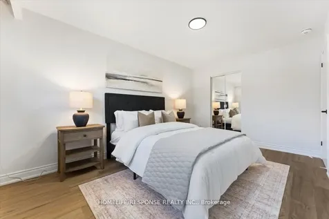 291 Thrace Avenue Mississauga ON L5B 2B2