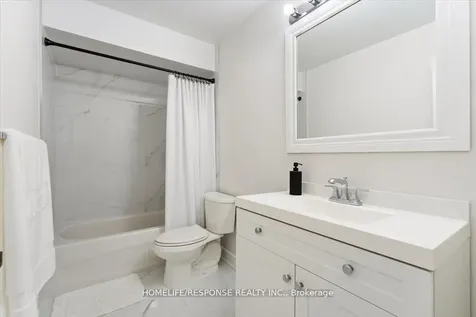 291 Thrace Avenue Mississauga ON L5B 2B2