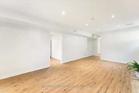 291 Thrace Avenue Mississauga ON L5B 2B2